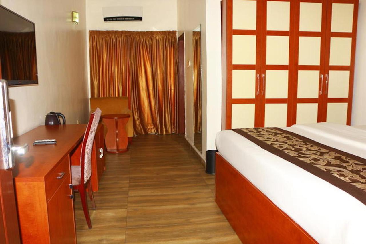 Bon Hotel Port Harcourt At La Kings Экстерьер фото